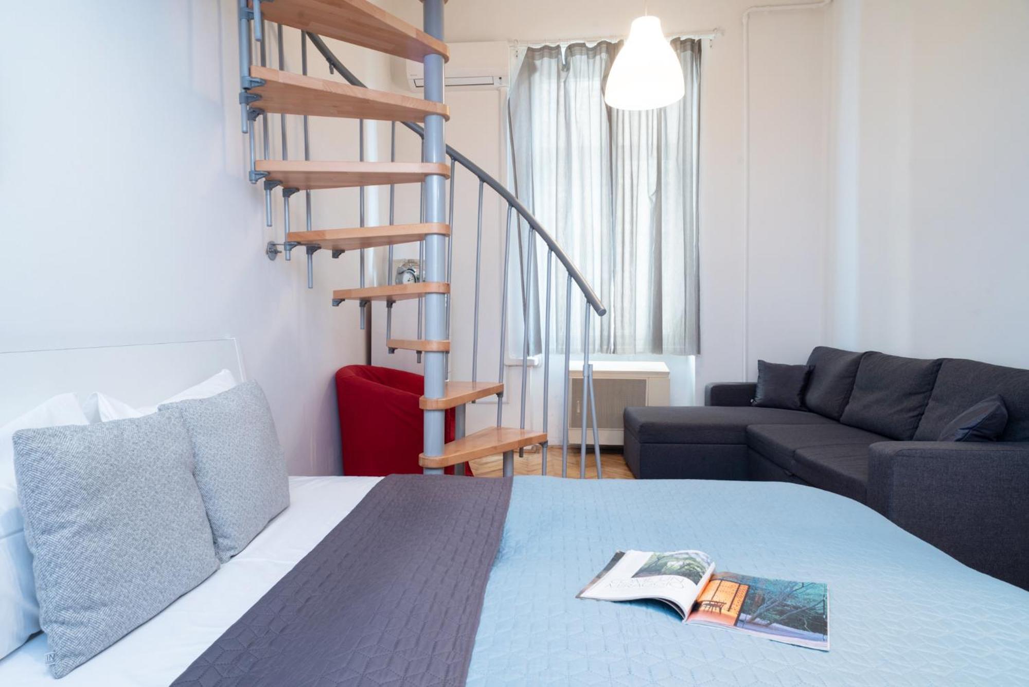 Boutique Loft Apartment *